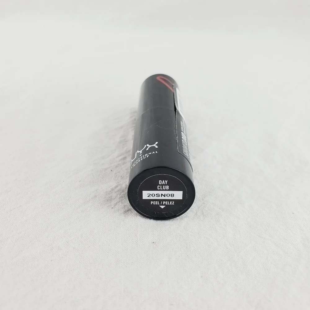 LAST ONE 🔥 NYX shout loud satin Lipstick Shade Day Club